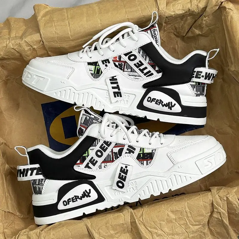 Badminton Shoes Men - カジュアルファッションレザースニーカー新しいスケートボードメンズシューズアウトドアランニングスポーツシューズハイキングテニスプラットフォーム高級靴
