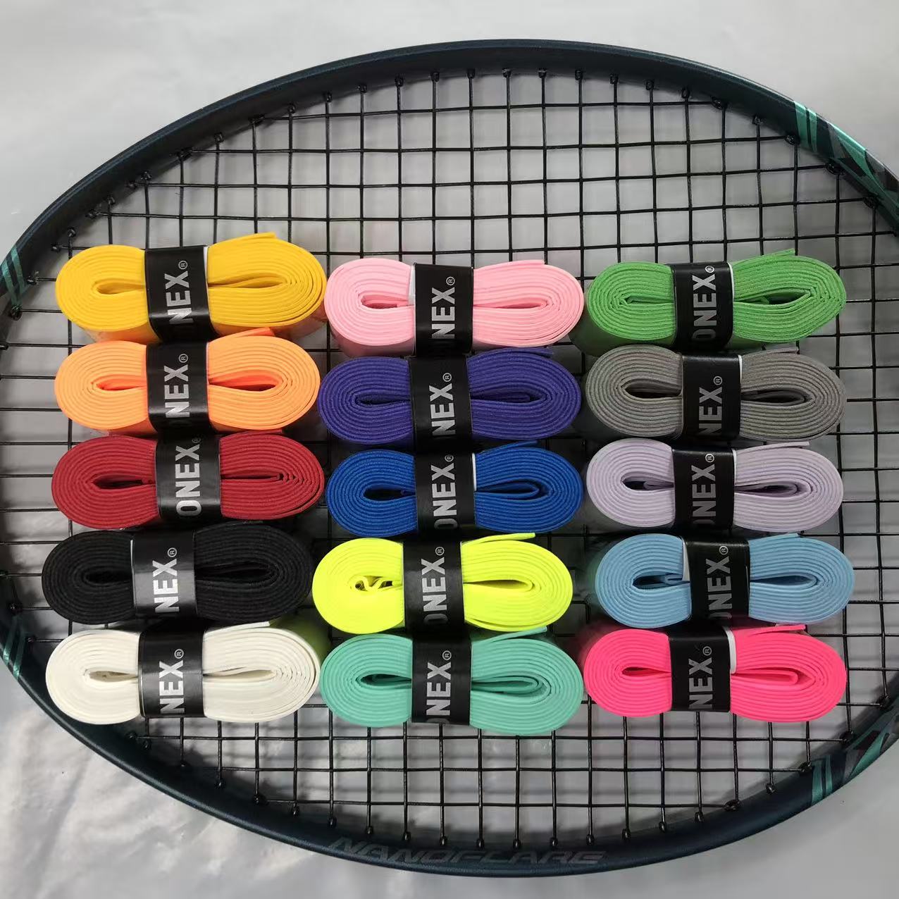 YONEX ラケットグリップ、滑り止め加工のバドミントン・テ - Badminton Racket のレビューと価格