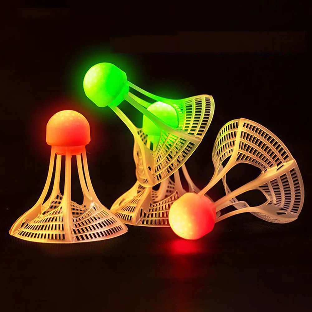 暗闇で光る防風バドミントン羽根ボール風抵抗トレーニングアクセ - Feather Shuttlecock のレビューと価格