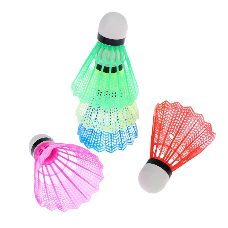～6個入り、耐久性に優れたプラスチック製バドミントンシャトル - Badminton Shuttlecock のレビューと価格