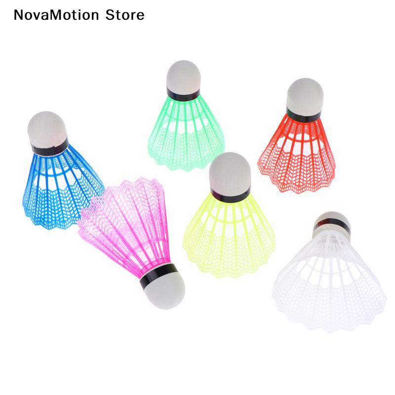 6/12個入り耐久性のあるプラスチック製バドミントンシャトル - Badminton Shuttlecock のレビューと価格